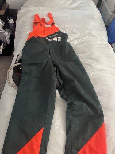 Chainsaw overalls climbing - chainsaw, overalls/